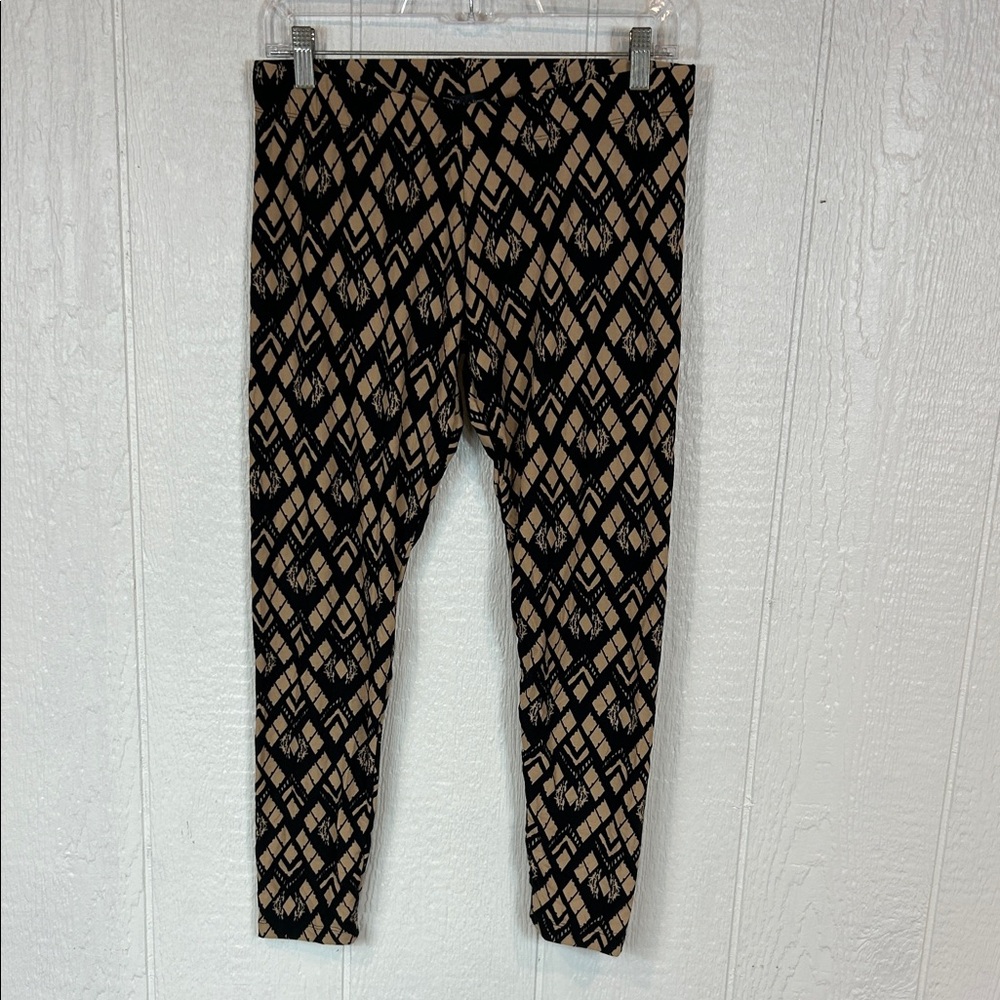 NEW Riley & James Geometric Patterned Leggings